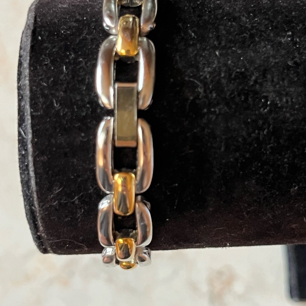 Nice bracelet - Picture 3 of 3